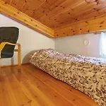 Lomarivi C4 By Interhome