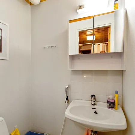 Lomarivi C4 By Interhome Loma-asunnot *